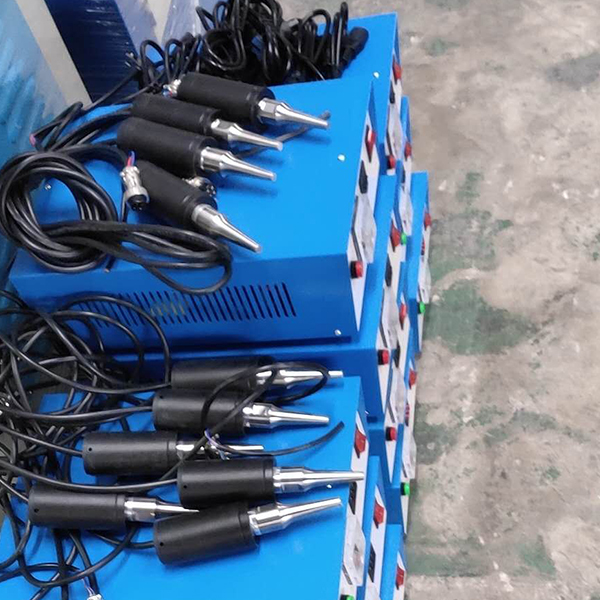 口罩耳带点焊机 (3)